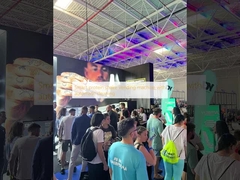 Smart protein shake vending machine with automatic cleaning